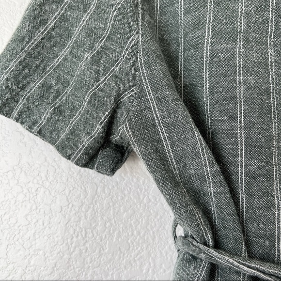 Urban Outfitters Short Sleeve Linen Blend Striped Crop Wrap Top Size Small - Picture 5 of 9